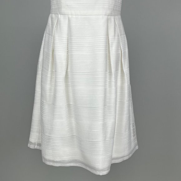 White House Black Market Strapless Dress White Fit Flare Pockets WHBM size 8 - Picture 3 of 11